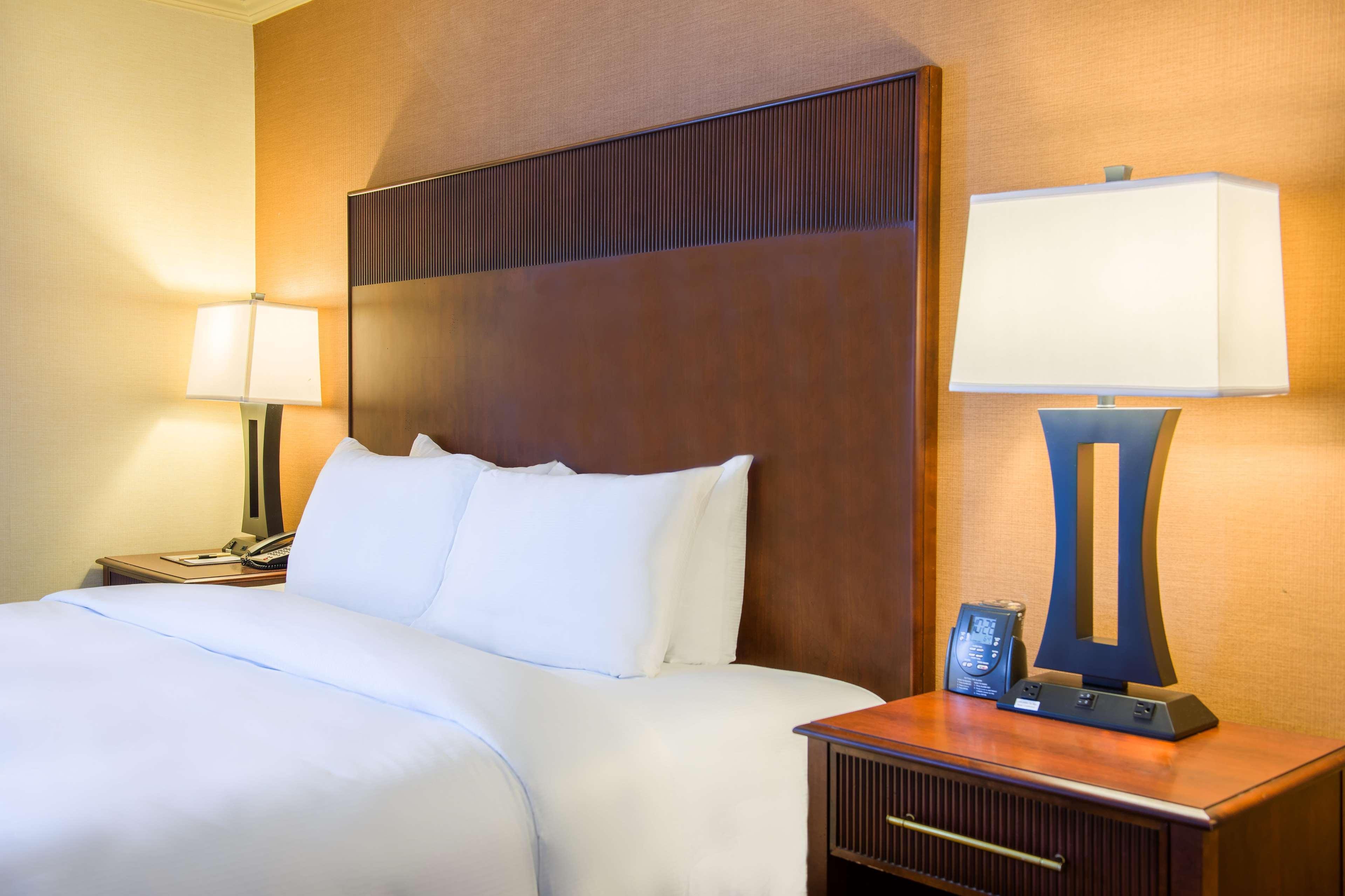 Doubletree By Hilton Philadelphia Airport Otel Dış mekan fotoğraf