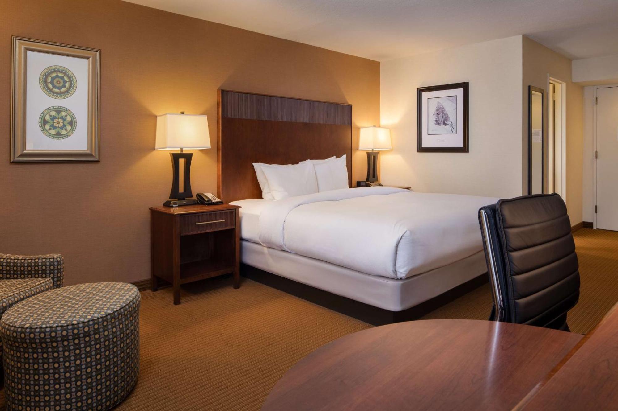 Doubletree By Hilton Philadelphia Airport Otel Dış mekan fotoğraf